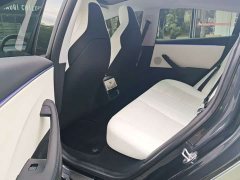 Tesla Model 3 High Performance All-Wheel Drive - ფოტო 10
