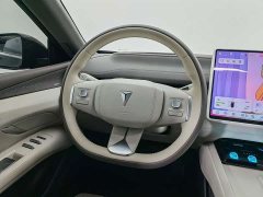 Deepal Deep Blue L07 530Ultra Deep Blue Intelligent Driving AD PRO Pure Electric Version - ფოტო 11