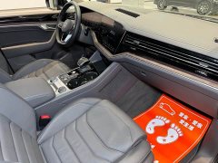 Volkswagen Touareg 3.0TSI Sharp Enjoyment Edition Jet Black Sport Package - ფოტო 11