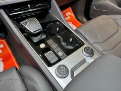 Volkswagen Touareg 3.0TSI Sharp Enjoyment Edition Jet Black Sport Package - ფოტო 12
