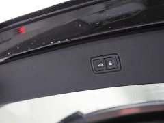 Audi Q7 55 TFSI quattro S line Sport - ფოტო 19
