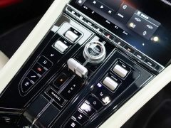 Aston Martin DB12 2025 4.0T V8 Coupe - ფოტო 17