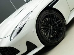 Aston Martin DB12 2025 4.0T V8 Coupe - ფოტო 3