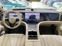 AITO M9 Extended Range Ultra 42kWh 6-Seater - ფოტო 9