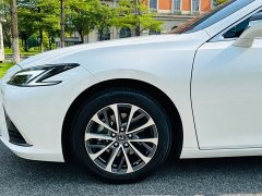 Lexus ES 2025 300h Premium Edition - ფოტო 10
