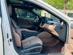 Lexus ES 2025 300h Premium Edition - ფოტო 17