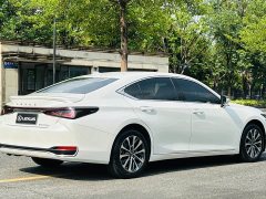 Lexus ES 2025 300h Premium Edition - ფოტო 5
