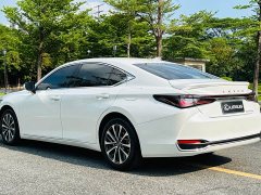 Lexus ES 2025 300h Premium Edition - ფოტო 7