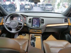 Volvo XC90 B5 Intelligent Luxury 7-Seater - ფოტო 16