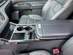 Honda Odyssey 2.0L e:HEV Sharp Prestige Edition - ფოტო 7