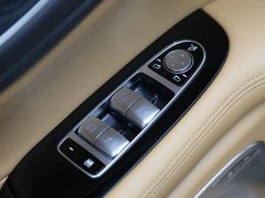 Voyah Lantu Dreamchaser PHEV AWD Luxury Kunpeng Edition - ფოტო 12