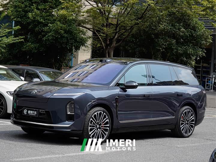 NIO ES8 Six-Seat Executive Signature Edition
