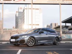 BMW 5 Series (Imported) 530i M Sport Package - ფოტო 1