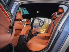 BMW 5 Series (Imported) 530i M Sport Package - ფოტო 11