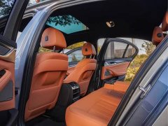 BMW 5 Series (Imported) 530i M Sport Package - ფოტო 12