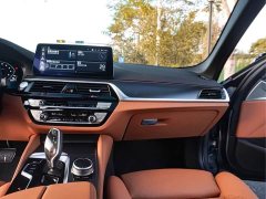 BMW 5 Series (Imported) 530i M Sport Package - ფოტო 17