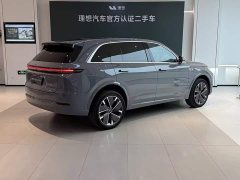 Li Auto L7 Ultra Smart Refresh Edition - ფოტო 3