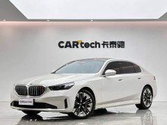 BMW 5 Series 530Li Luxury Edition Premium Package - ფოტო 1