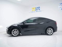 Tesla Model Y Standard Range RWD - ფოტო 10