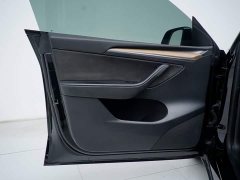 Tesla Model Y Standard Range RWD - ფოტო 14