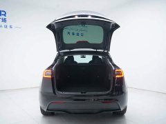 Tesla Model Y Standard Range RWD - ფოტო 9