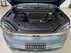AITO M9 Extended Range Ultra 6-Seater - ფოტო 17