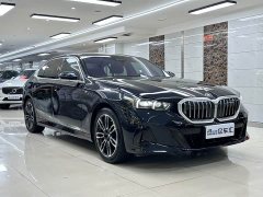 BMW 5 Series 530Li Premier M Sport Package - ფოტო 3