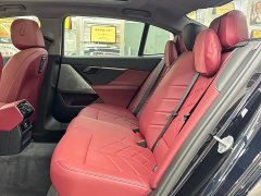 BMW 5 Series 530Li Premier M Sport Package - ფოტო 8
