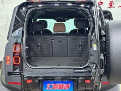 Land Rover Defender 110 3.0T P400 Dark Edition - ფოტო 20