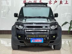 Land Rover Defender 110 3.0T P400 Dark Edition - ფოტო 3