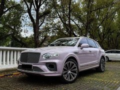 Bentley Bentayga Plug-in Hybrid 3.0T PHEV - фото 1