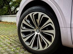 Bentley Bentayga Plug-in Hybrid 3.0T PHEV - фото 6