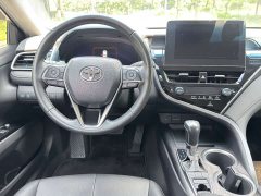 Toyota Camry 2.5G Luxury - ფოტო 11