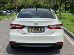 Toyota Camry 2.5G Luxury - ფოტო 13