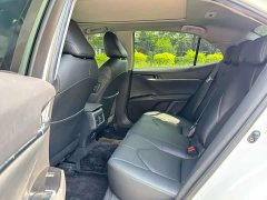 Toyota Camry 2.5G Luxury - ფოტო 5