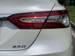 Toyota Camry 2.5G Luxury - ფოტო 9