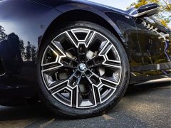 BMW 5 Series 530Li Luxury M Sport Package - ფოტო 4