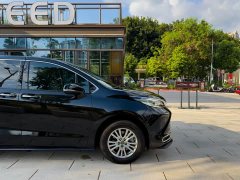 Toyota Sienna 2021 2.5L Hybrid Luxury - ფოტო 11