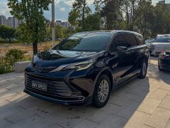 Toyota Sienna 2021 2.5L Hybrid Luxury - ფოტო 3