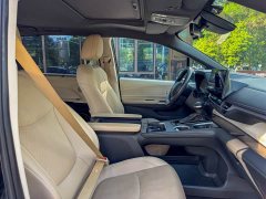 Toyota Sienna 2021 2.5L Hybrid Luxury - ფოტო 4