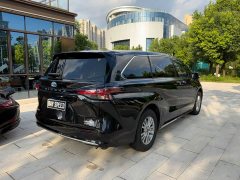 Toyota Sienna 2021 2.5L Hybrid Luxury - ფოტო 7