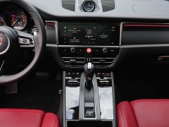Porsche Macan 2.0T Aspiration - ფოტო 13