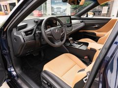 Lexus ES 2022 300h Premium Edition - ფოტო 9