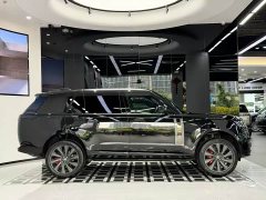 Land Rover Range Rover 3.0L V6 400PS Extended Wheelbase Prestige Edition - ფოტო 3