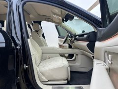 NIO ES8 Six-Seat Executive Signature Edition - ფოტო 14