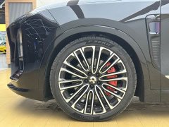 NIO ES8 Six-Seat Executive Signature Edition - ფოტო 18