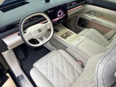 NIO ES8 Six-Seat Executive Signature Edition - ფოტო 7