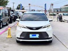 Toyota Sienna 2.5L Hybrid Premium Edition - ფოტო 2