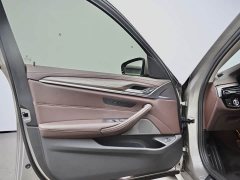 BMW 5 Series 530Li xDrive Luxury Package - ფოტო 18
