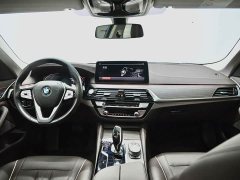 BMW 5 Series 530Li xDrive Luxury Package - ფოტო 9